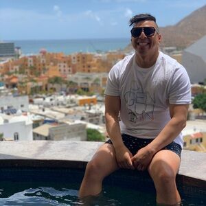 Meet your Posher, Venancio